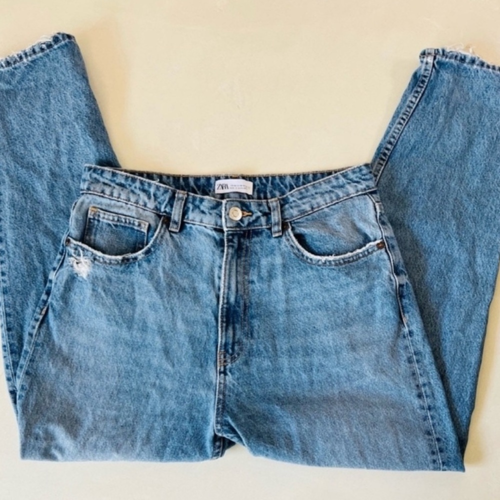 Zara High Rise Distressed Mom Jean 10